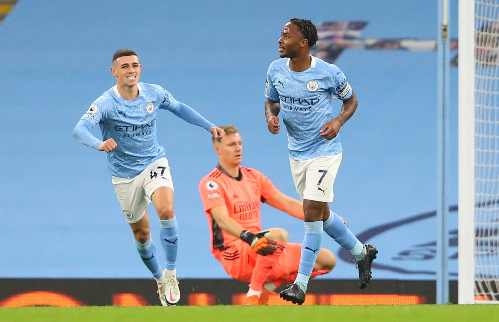 中卫搭档的 中卫搭档的